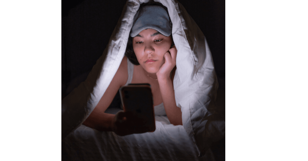 a digital detox for better sleep